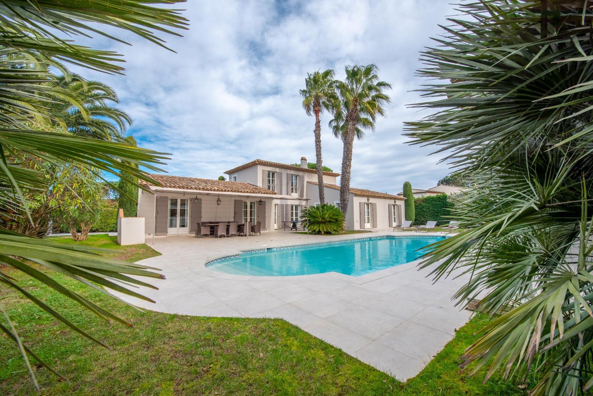 Villa Le Roi Soleil Saint Tropez Bagian luar foto